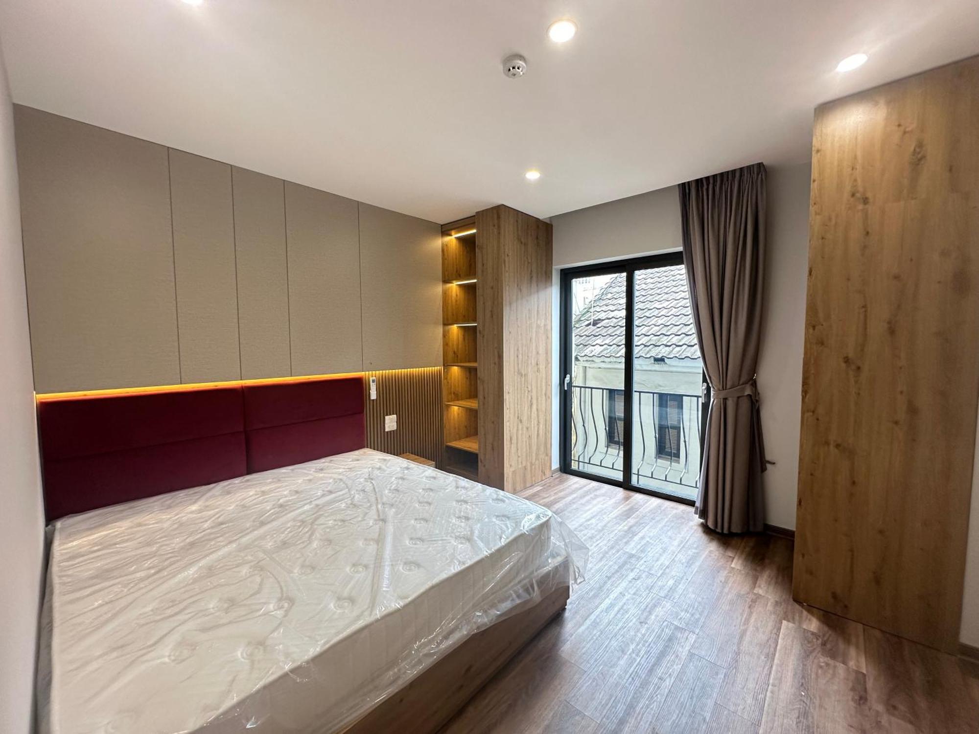 Luxe Paradise Suites Hotel To Ngoc Van Hanoi Exterior photo